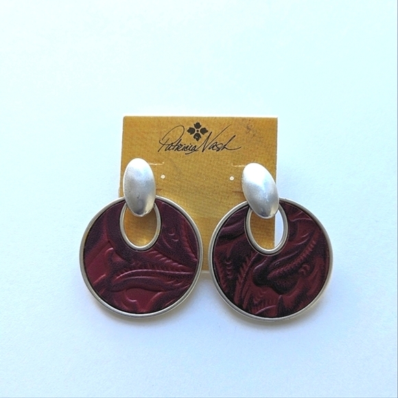 Patricia Nash Simone Doorknocker Earrings Tooled Leather Berry Red Matte Silver - Picture 1 of 6